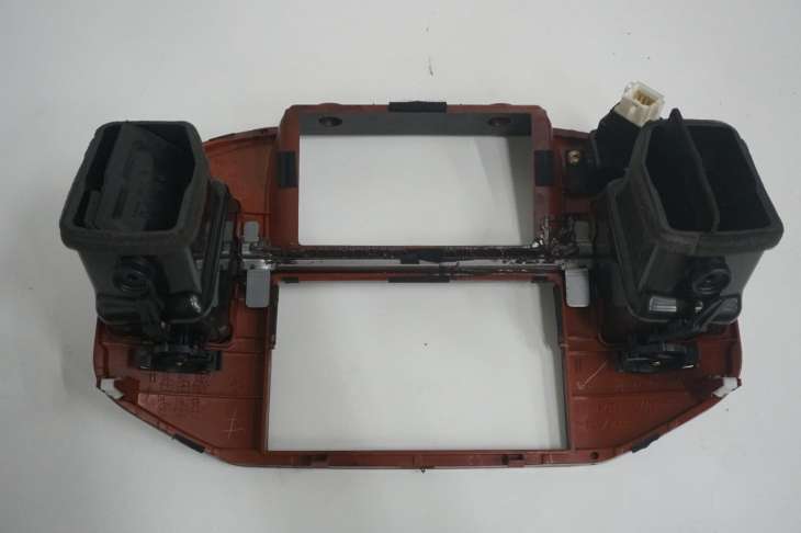 Mitsubishi Pajero III Ramka Konsoli Mr456379 Mr402451 Mr456373 - obrazek 9