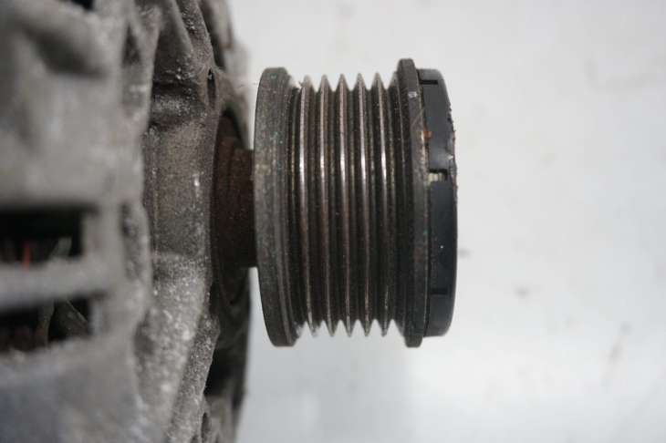 Nissan Note E11 1.5 Diesel Alternator - obrazek 2