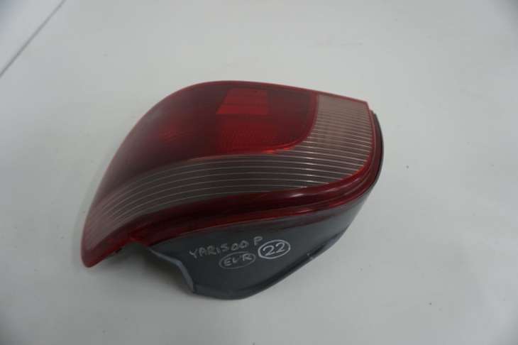 Toyota Yaris I Lampa Prawa Tylna Europa 2001rok - obrazek 3