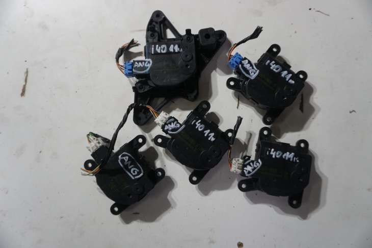 Hyundai I40 2011r Silniczek Silniczki Nagrzewnicy 971543z000 ; 971571jaa0