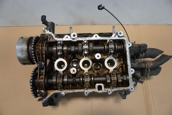 Toyota Yaris II 1.0benzyna 1kr-Fe 1kr-Y52 Głowica 111010q010 - obrazek 2