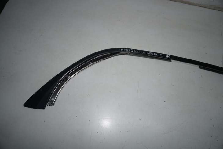 Subaru Impreza Gd Prawa Listwa Karoseryjna Uszczelki 63531fe021 - obrazek 2