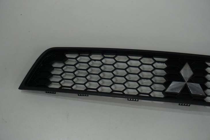Mitsubishi Colt VI Z30 Lift Atrapa Grill Kratka Zderzaka Emblemat 7450a457 - obrazek 3