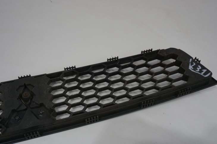 Mitsubishi Colt VI Z30 Lift Atrapa Grill Kratka Zderzaka Emblemat 7450a457 - obrazek 7