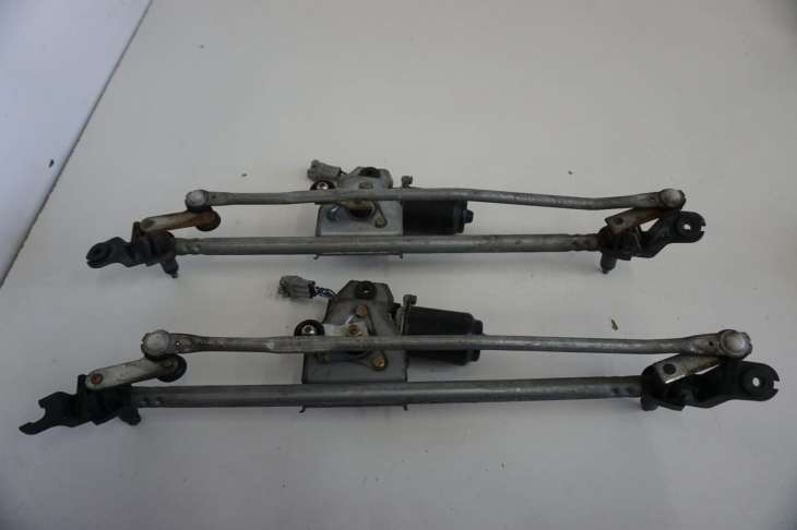 Suzuki Swift III Mk6 CIEGNO MechanizmU Wycieraczek Przednich Z ANGLIKA 38100-63J10 - obrazek 2