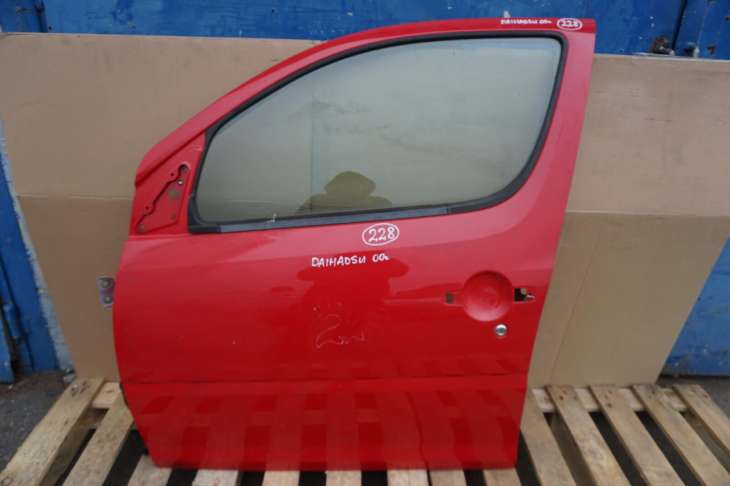 Daihatsu Sirion II M3 Drzwi Lewe Przednie Czerwony