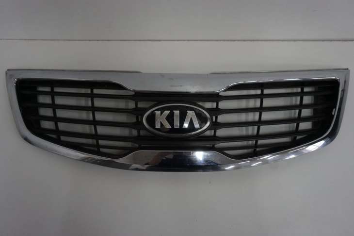 Kia Sportage III Atrapa Grill Emblemat 2012rok