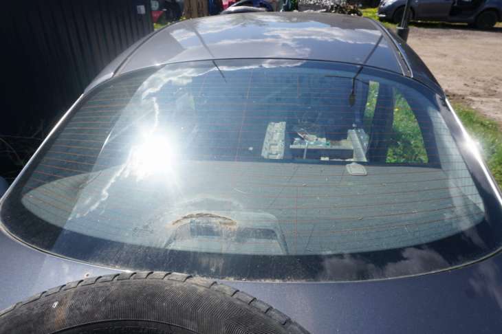 Kia Optima Sedan 2011-2013r Tylna Szyba 871102t000 Glass Assy Rr Wdw