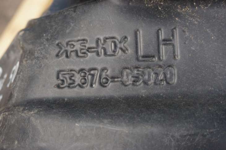 Toyota Avensis T22 Nadkole Lewe Przednie 53876-05020 Nr.30 - obrazek 4