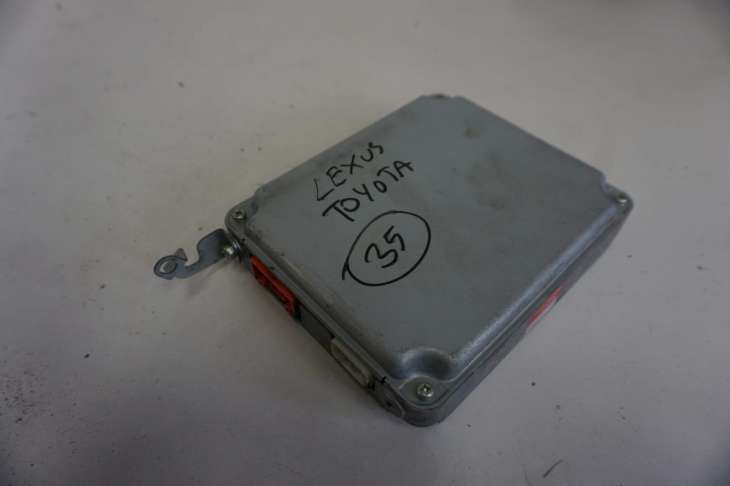 Lexus Toyota Monitor Napięć BaterII 89892-47050