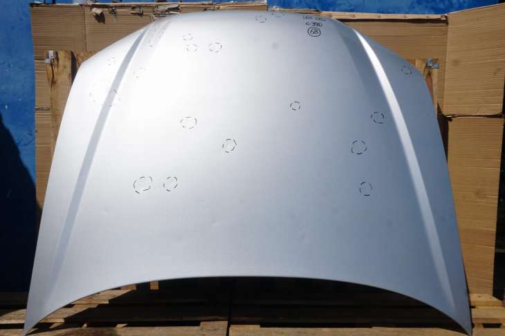 Subaru Legacy IV Maska 39d Srebrna 2004-2006rok Wygłuszenie