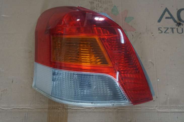 Toyota Yaris II Lift Lampa Tylna Lewa 2009rok Uk