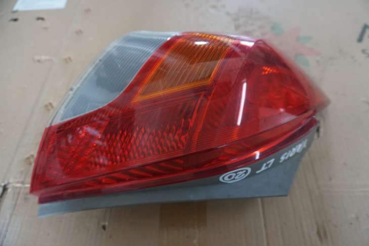 Toyota Yaris II Lift Lampa Tylna Lewa 2009rok Uk - obrazek 4