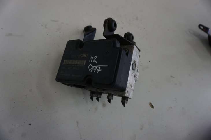 Ford Focus Mk2 Pompa Hamulcowa 10.0970-0124.3 3m51-2m110-Ja - obrazek 3