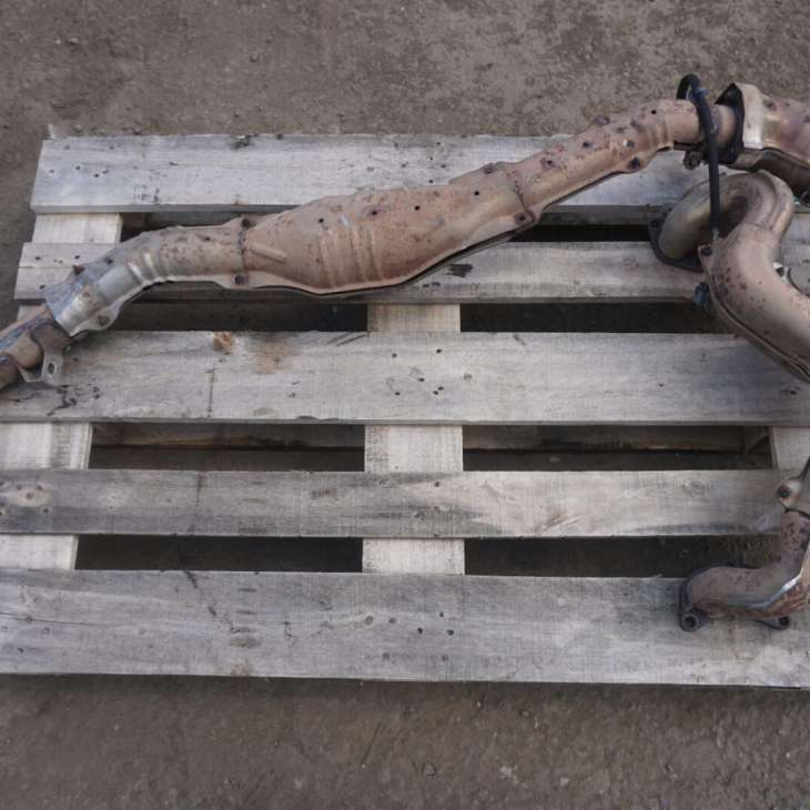 Subaru Forester II Sg Kolektor Tłumik Fcsa8 Rcsa5 44620aa540 ; 44620aa580 2.0b Ej204 2007r