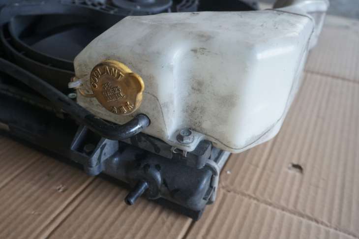 Subaru Forester II Sg 2.0b Ej204 Chłodnica Wody 45119sa040 Wentylator 45122sa000 ; 45131fe000 ; 45119sa040 - obrazek 6