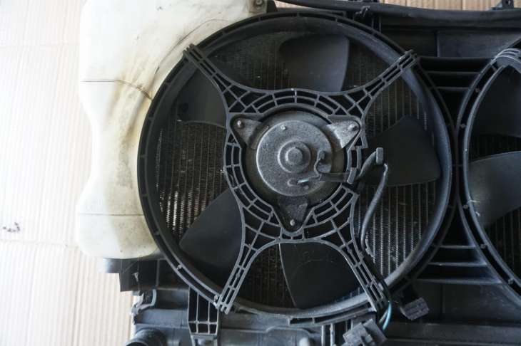 Subaru Forester II Sg 2.0b Ej204 Chłodnica Wody 45119sa040 Wentylator 45122sa000 ; 45131fe000 ; 45119sa040 - obrazek 8
