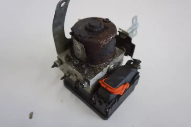 Mitsubishi Outlander II Sterownik Pompa Abs 4670a336 06.2109-0959.3 Nr.400 - obrazek 2