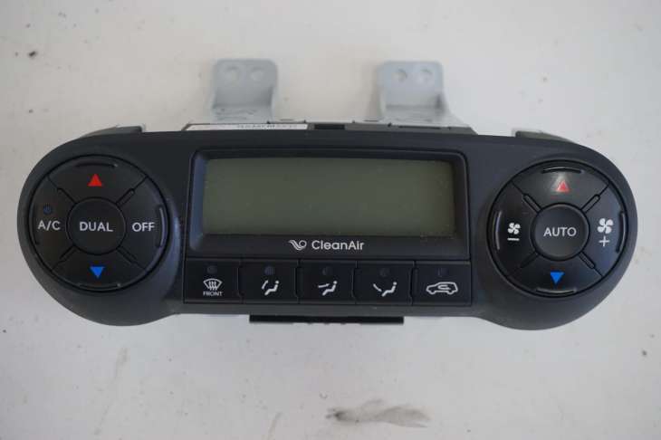 Hyundai IX35 Panel Sterowania Klimatyzacji 97250-Ty700-Tjn Nr.411