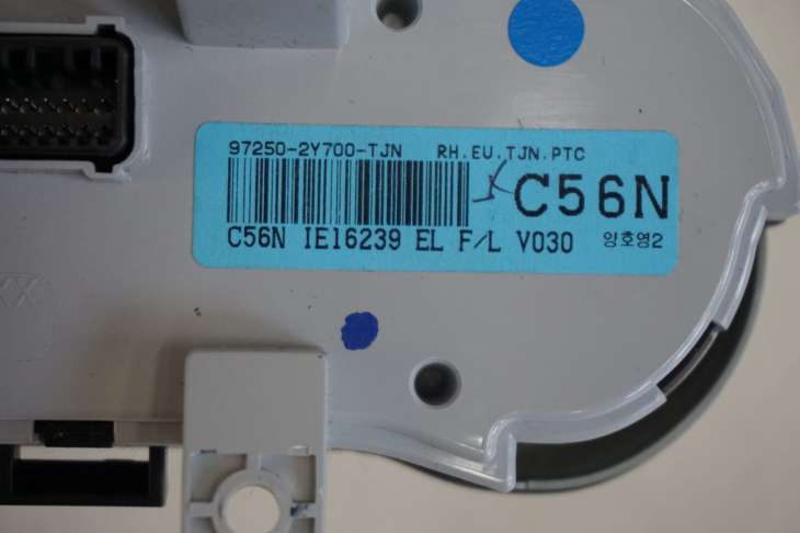 Hyundai IX35 Panel Sterowania Klimatyzacji 97250-Ty700-Tjn Nr.411 - obrazek 4