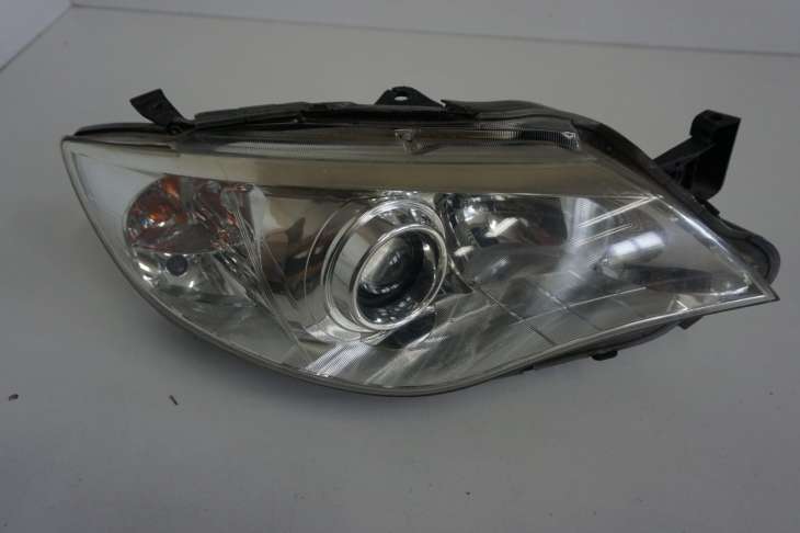 Subaru Impreza Gh Lampa Prawa Przednia Nr.159 Uk