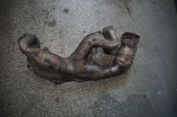 Subaru Forester Legacy Kolektor Wydechowy Katalizator Fcsa8 Ej204 44620aa540 - obrazek 2