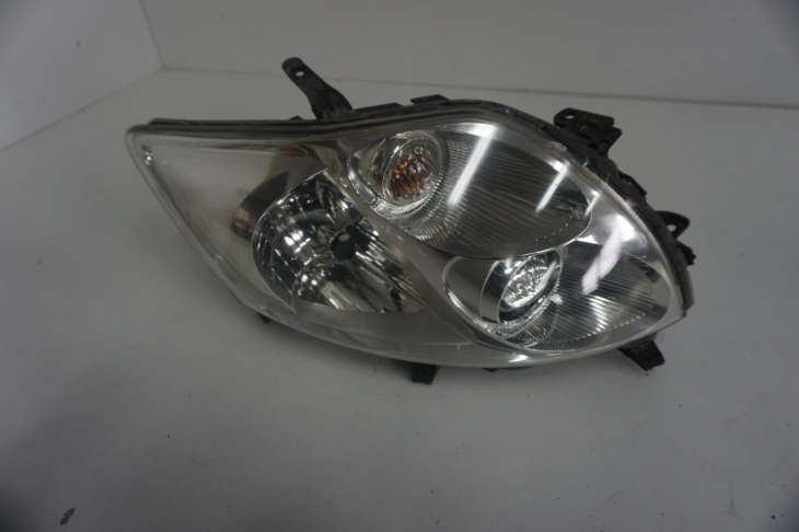 Toyota Auris E15 Lampa Przednia Prawa 81110-02480 Uk