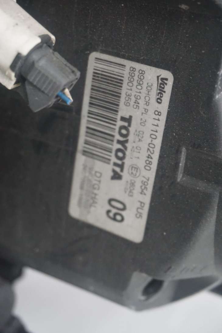 Toyota Auris E15 Lampa Przednia Prawa 81110-02480 Uk - obrazek 4