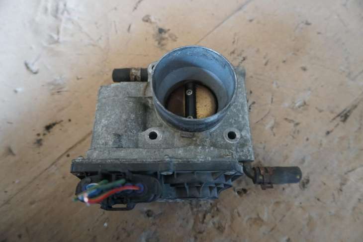 Mazda 2 II De Przepustnica Zj3813640 7j30h