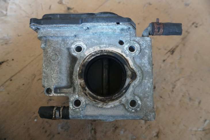 Mazda 2 II De Przepustnica Zj3813640 7j30h - obrazek 2