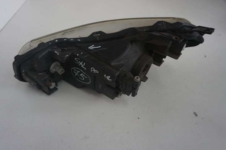 Suzuki Sx4 Lampa Przednia Prawa Nr.75 - obrazek 4