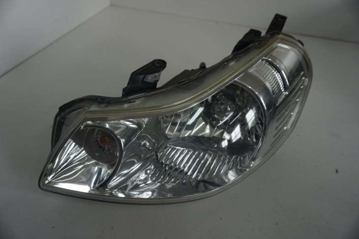 Suzuki Sx4 Lampa Przednia Lewa Nr.94