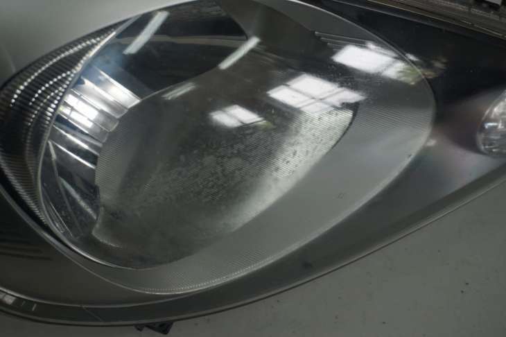 Honda Jazz III Lampa Przednia Prawa Nr.17 - obrazek 4