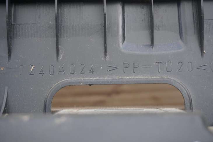 Mitsubishi Outlander II Mata Półka Bagażnika 7240a024 - obrazek 4