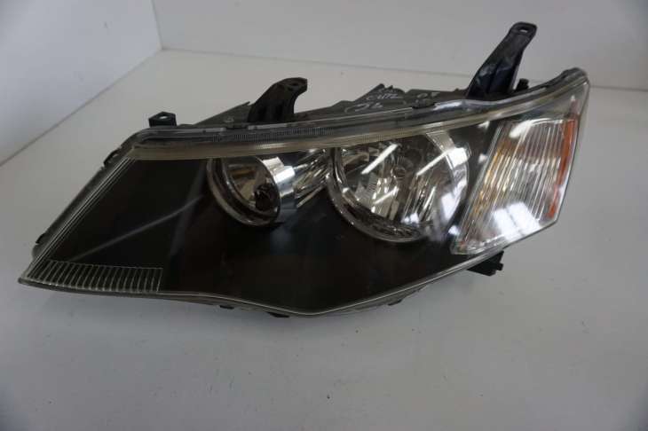 Mitsubishi Outlander II Lampa Lewa Przednia Uk Nr.24
