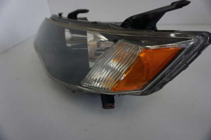 Mitsubishi Outlander II Lampa Lewa Przednia Uk Nr.24 - obrazek 2