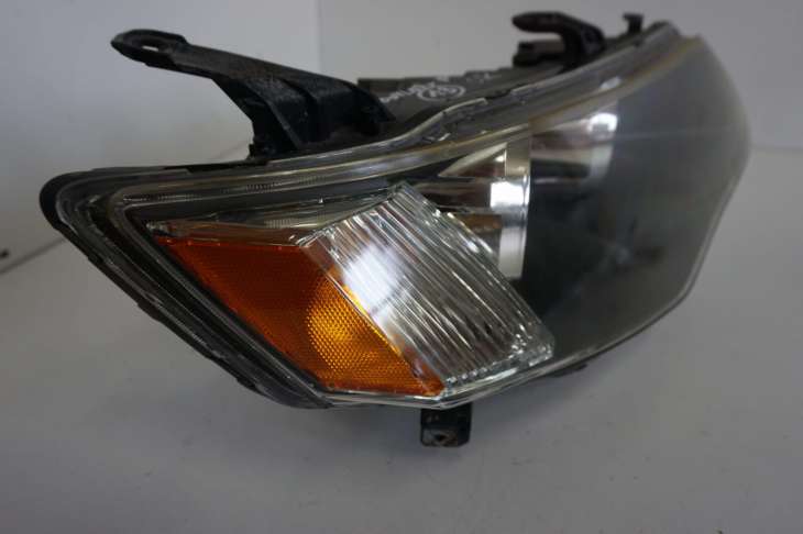 Mitsubishi Outlander II Lampa Prawa Przednia Uk Nr.13 - obrazek 3