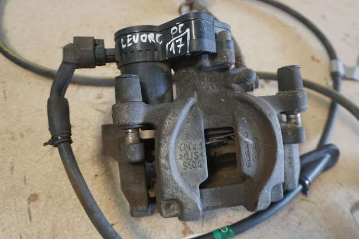 SUBARU LEVORG ZACISK TYLNY PRAWY LINKA HAMULCOWA 26620AL020 26018VA000 - obrazek 2