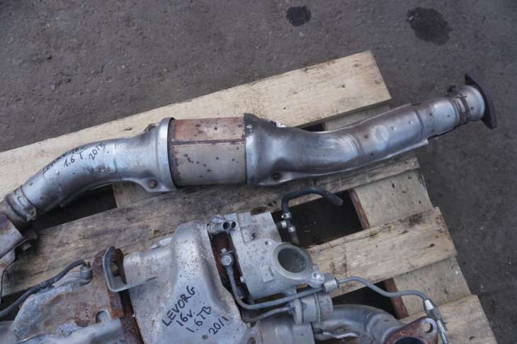 SUBARU LEVORG KOLEKTOR WYDECHOWY KATALIZATOR FCA76/SK TURBOSPRĘŻARKA 14411AA930 - obrazek 4