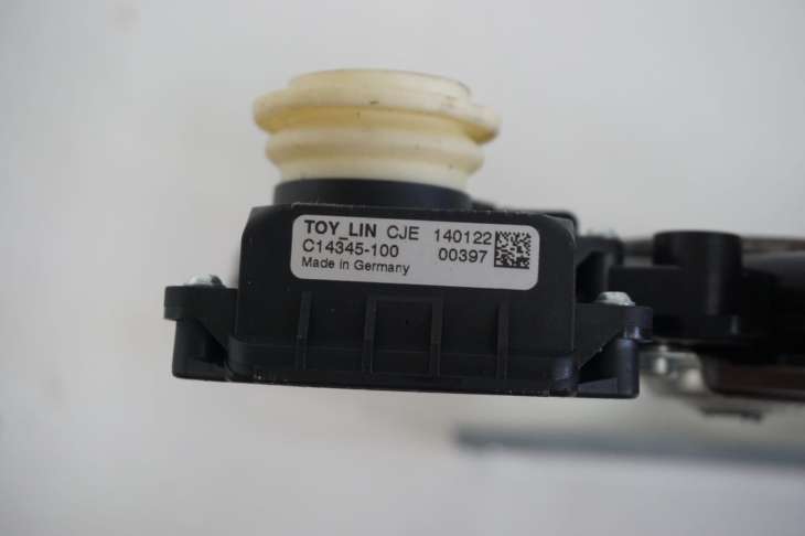 TOYOTA AVENSIS T27 III PODNOSNIK MECHANIZM PODNOSZENIA SZYNY 85701-02010 UK 10PIN NR.24 - obrazek 5