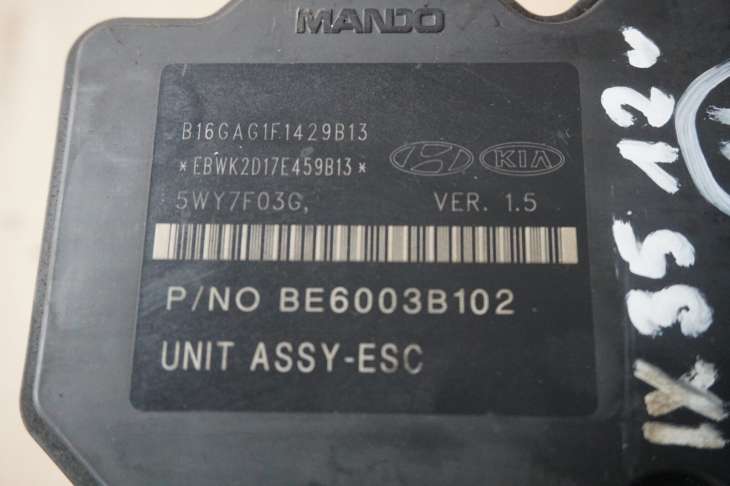 HYUNDAI IX35 2012R 1.6B G4FD POMPA ABS 58920-2Y930 99tys km - obrazek 5