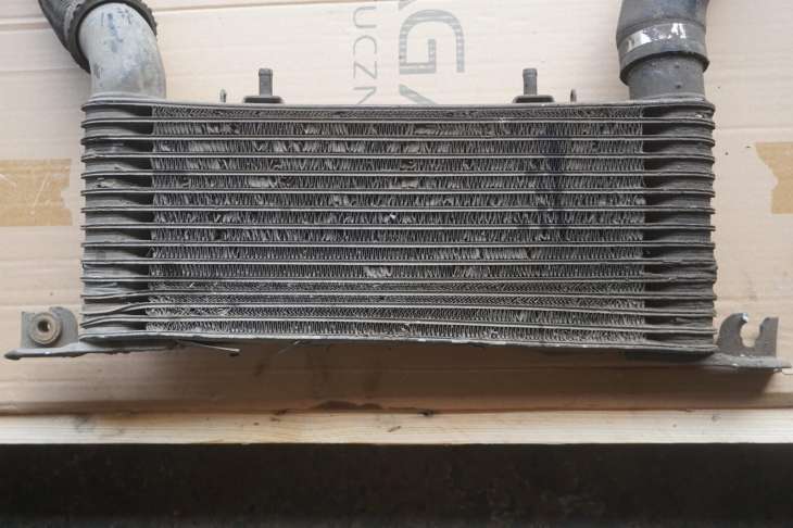 MITSUBISHI PAJERO III CHŁODNICA INTERCOOLER 3.2DID 2004rok - obrazek 2