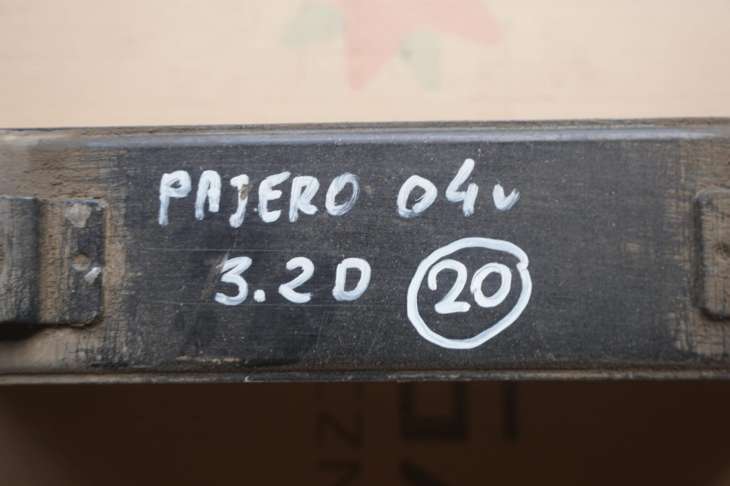 MITSUBISHI PAJERO III CHŁODNICA INTERCOOLER 3.2DID 2004rok - obrazek 3