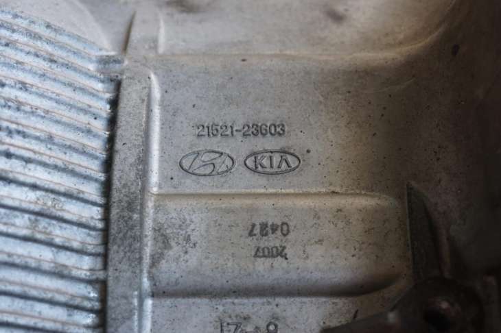 KIA SPORTAGE II MISKA OLEJOWA 21521-23603 2.0BENZYNA - obrazek 2