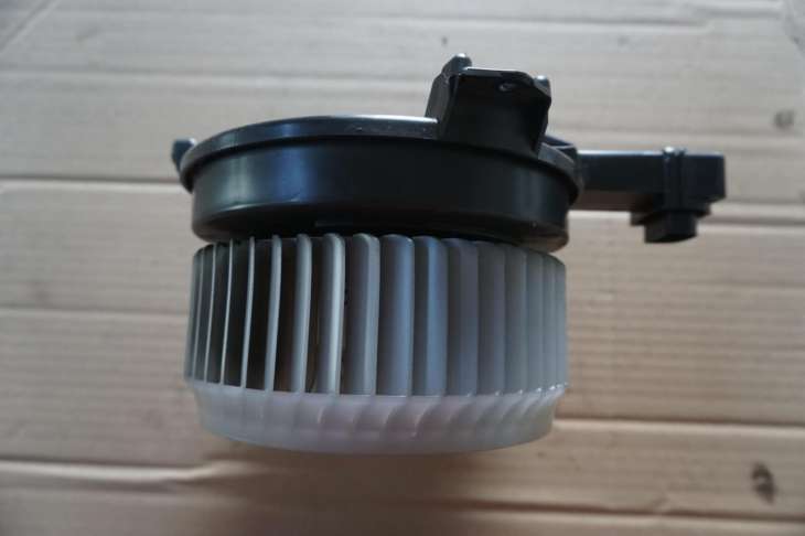 HONDA CIVIC IX WENTYLATOR NAGRZEWNICY 2013rok - obrazek 2