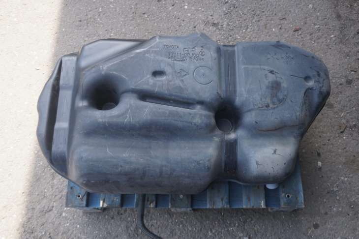 TOYOTA PRIUS III XW30 2009-2015R 1.8B HYBRYDA ZBIORNIK PALIWA 77111-0BJ00 ; 7700147120 - obrazek 4