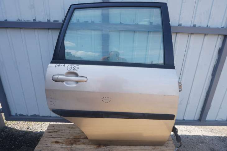 SUZUKI LIANA DRZWI PRAWE TYLNE 2005rok