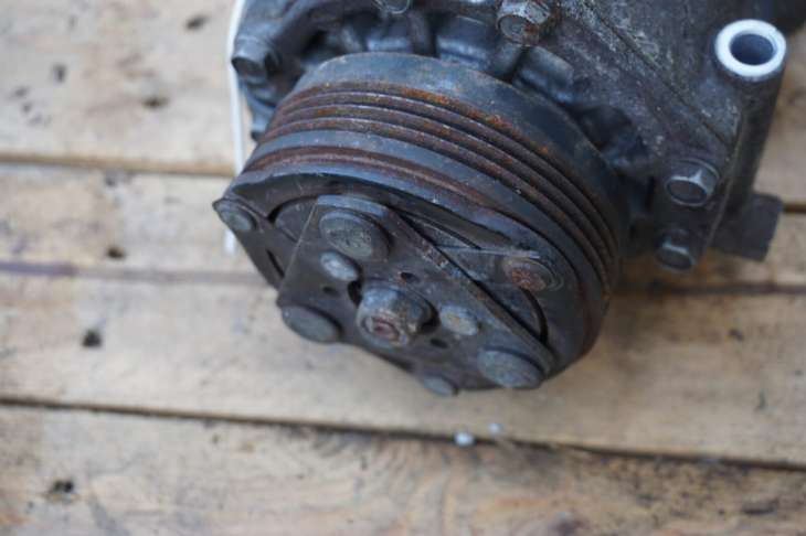 SUZUKI SWIFT MK6 SX-4 SX4 KOMPRESOR KLIMATYZACJI 95200-62ja0 USZKODZONY NR.36 - obrazek 4
