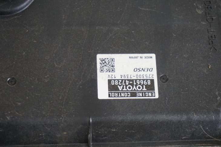 TOYOTA PRIUS III XW30 STEROWNIK SILNIKA 89661-47280 1.8 HYBRYDA - obrazek 4