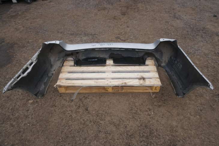 SUBARU LEGACY IV KOMBI ZDERZAK TYLNY 57704AG070 NR.3 39D - obrazek 4